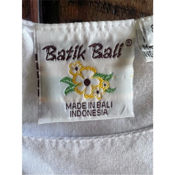 Batik Bali white sleeveless top size small/medium - Picture 10 of 14